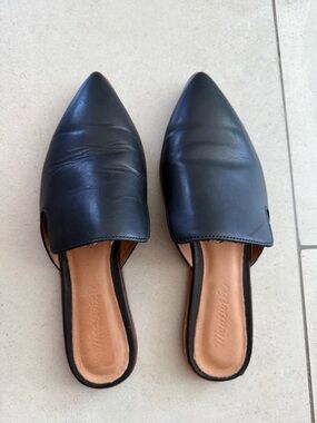 Madewell Black Pointed Leather Slip-On Mules